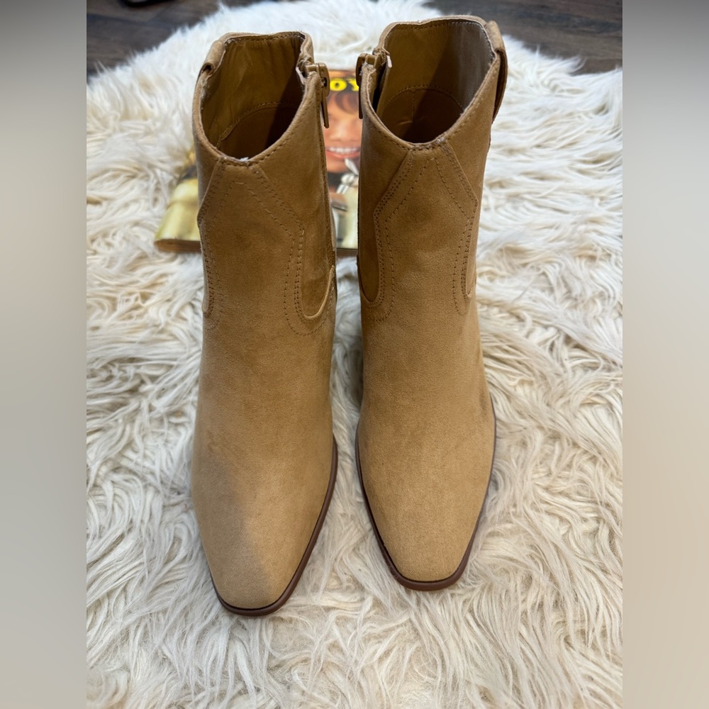 Booties - Picture 3 of 7